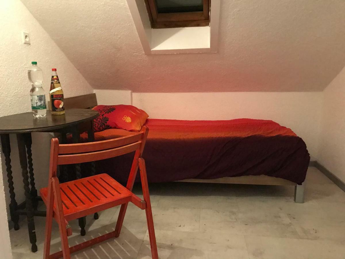 Cozy Room In Людвигсбург Экстерьер фото
